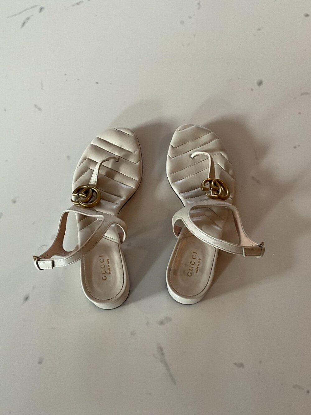Gucci Marmont Double G thong sandals - Picture 9 of 13